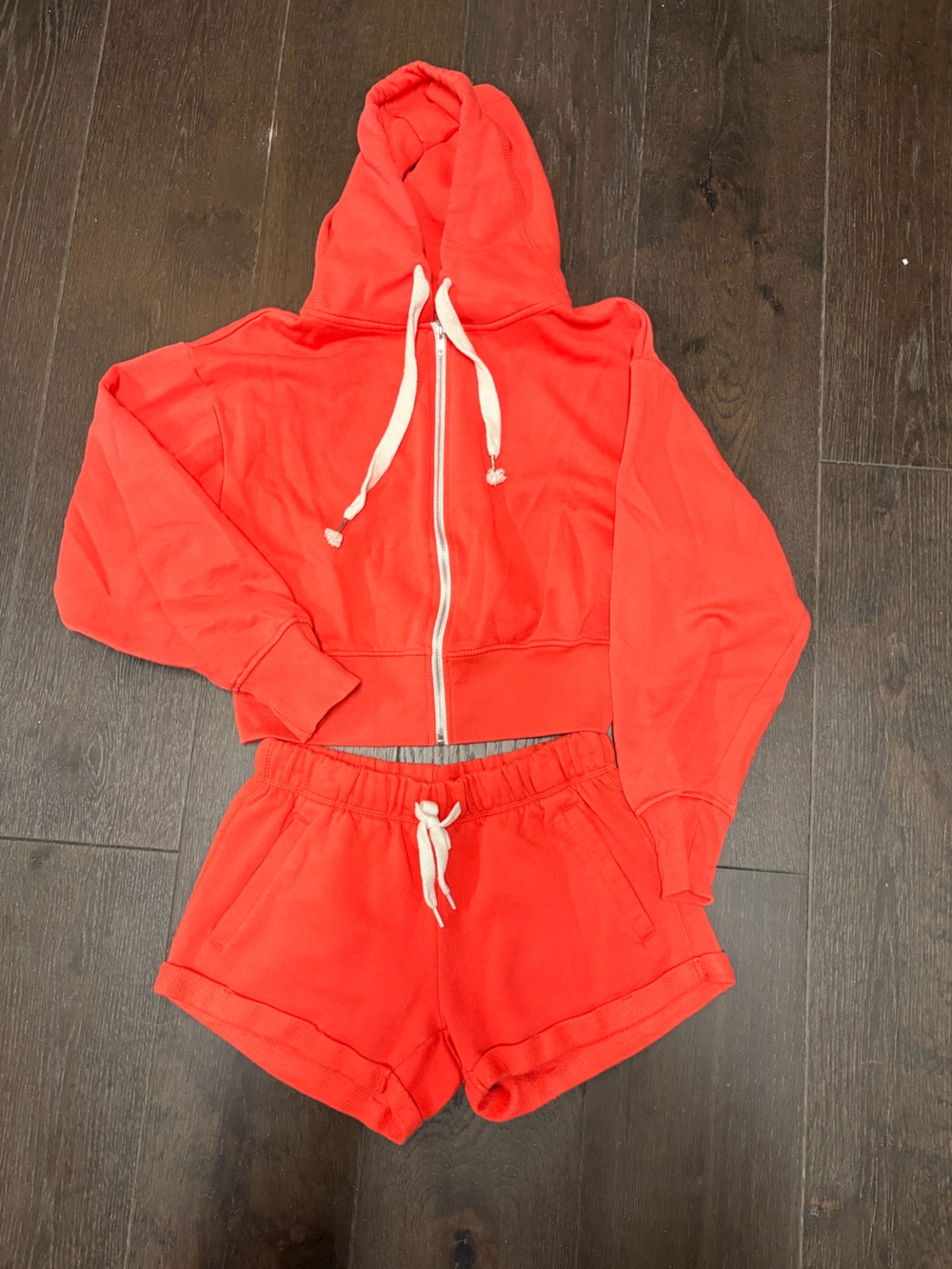 Relax Coral Hoodie and Shorts set size S/M lounge tracksuit